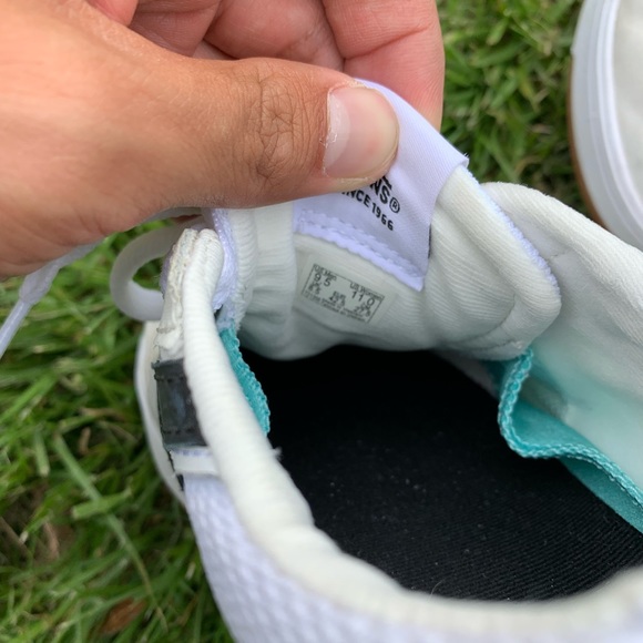 White Vans - Picture 3 of 3